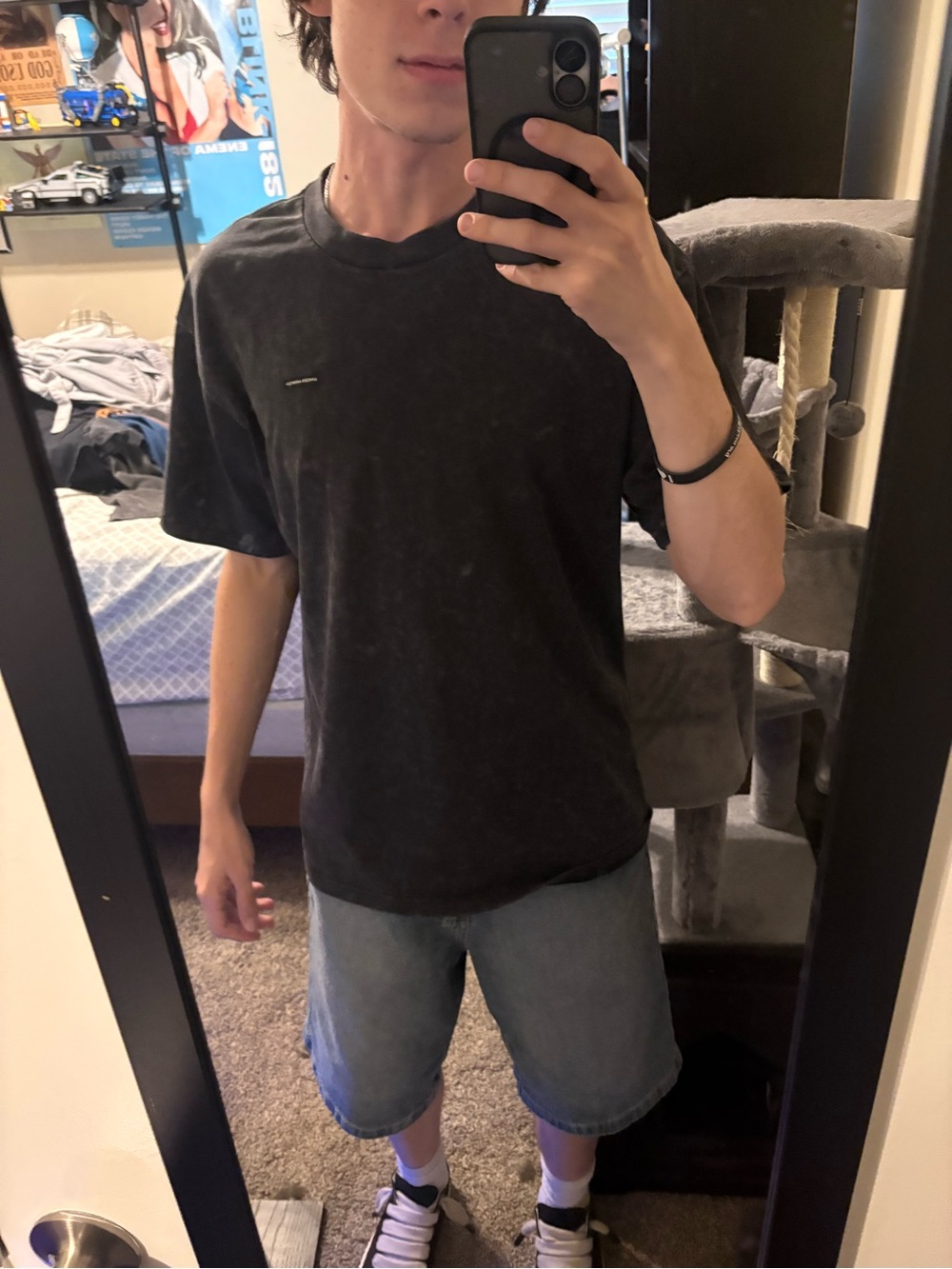 Under Armour Men's Mineral Wash Black Crew Tee - Picture 4 of 4